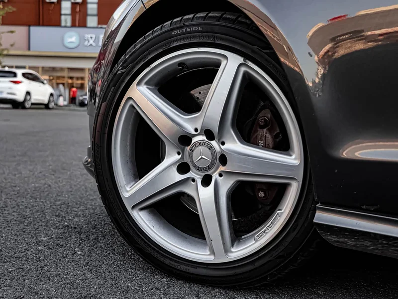 Mercedes-Benz CLS — фото 14