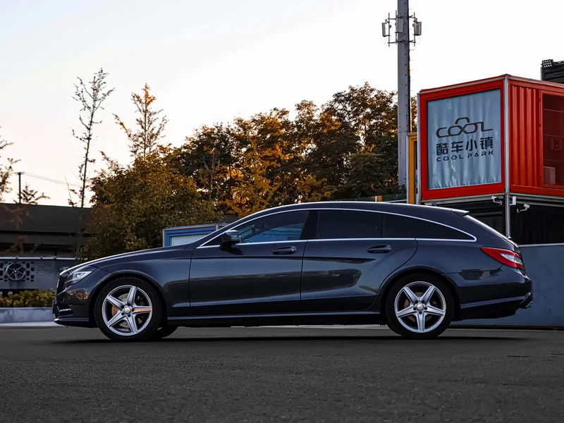 Mercedes-Benz CLS — фото 8