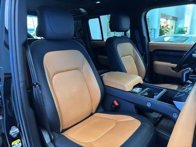 Land Rover Defender — фото 13