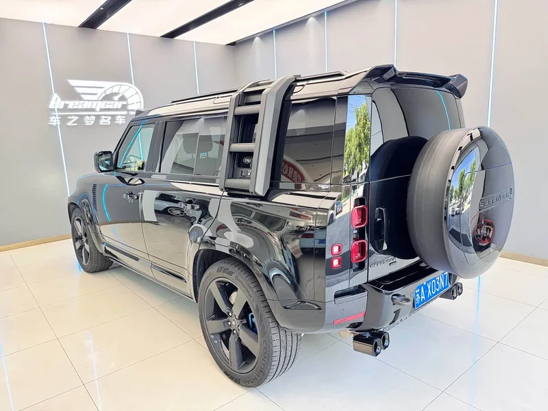 Land Rover Defender — фото 5