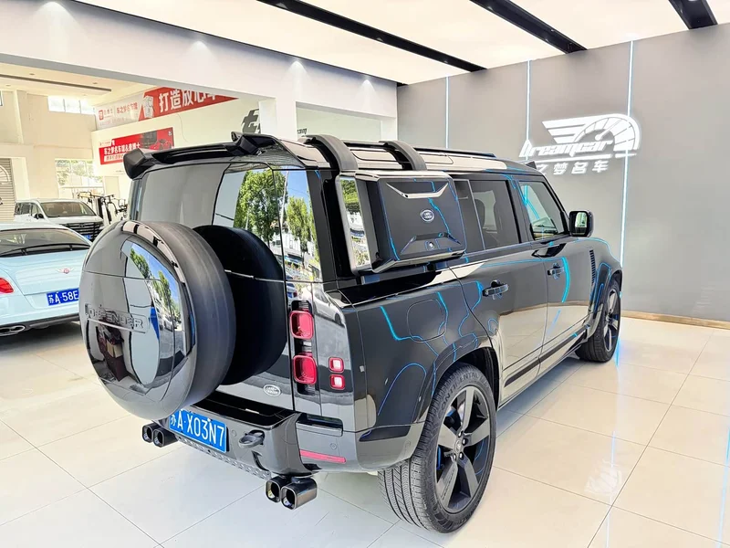Land Rover Defender — фото 6