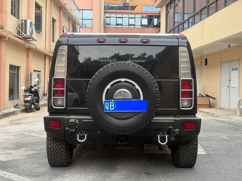 Hummer H2 — фото 4