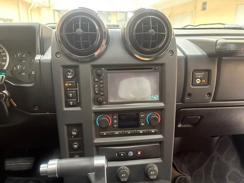 Hummer H2 — фото 10