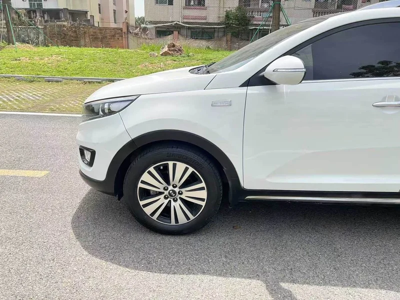 Kia Sportage — фото 22