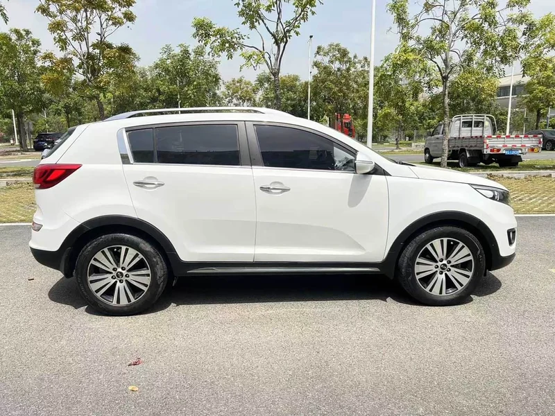 Kia Sportage — фото 24