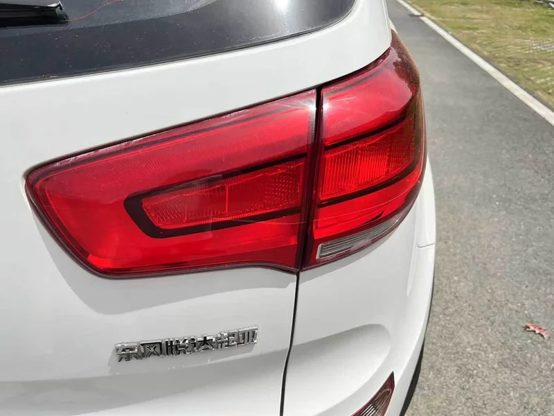 Kia Sportage — фото 26