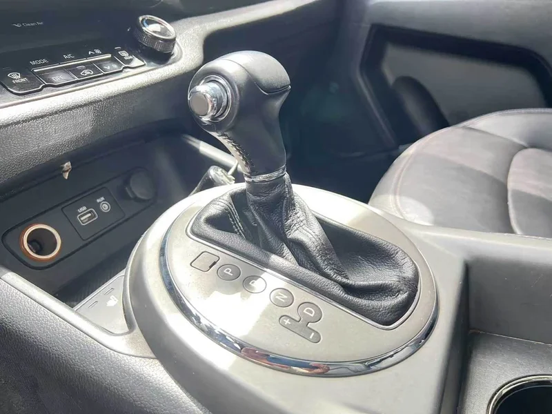 Kia Sportage — фото 7