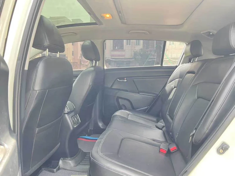 Kia Sportage — фото 8