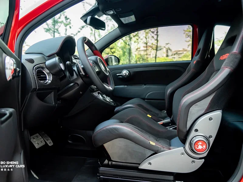 Fiat Abarth 695 — фото 13
