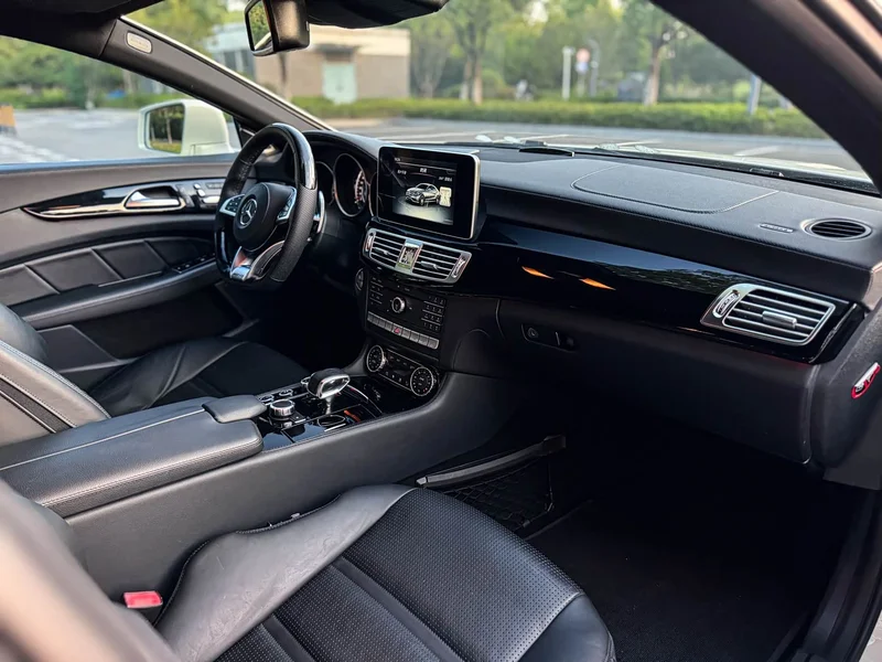Mercedes-Benz CLS AMG — фото 15