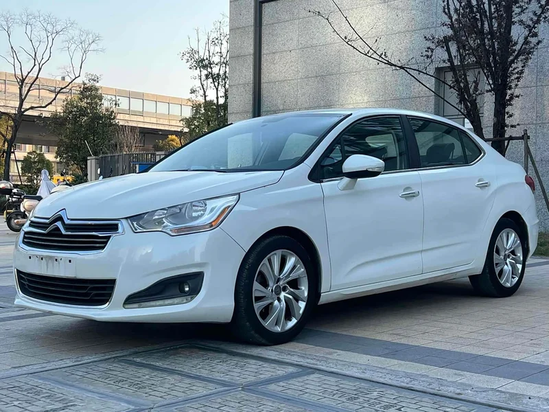 Citroën C4L
