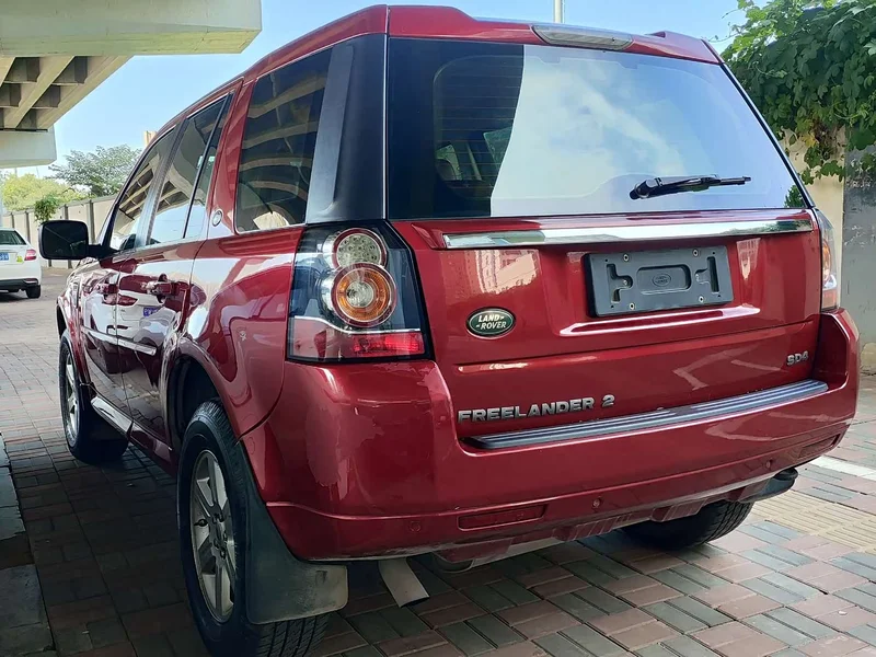 Land Rover Freelander 2 — фото 22