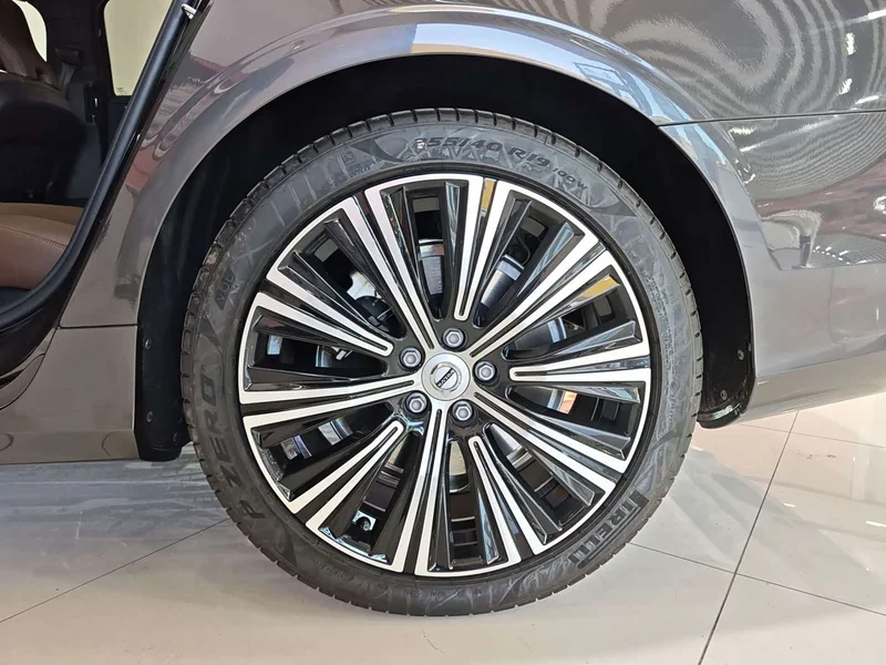 Volvo S90 — фото 14