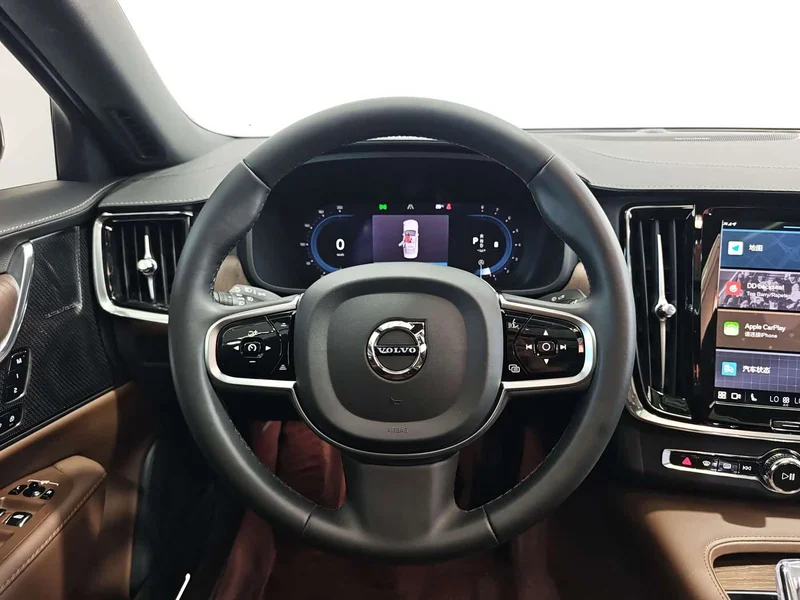 Volvo S90 — фото 9