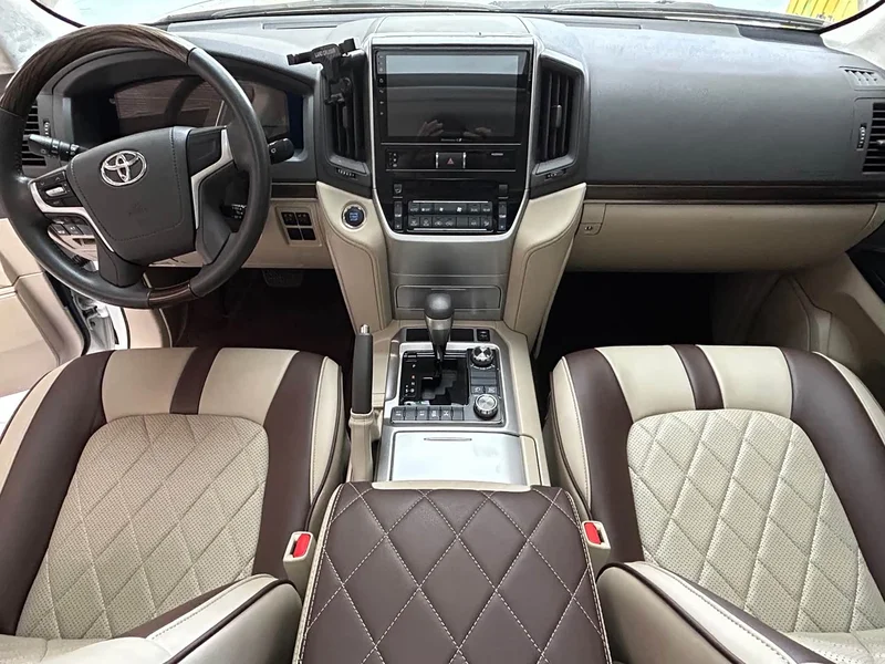Toyota Land Cruiser (Imported) — фото 7