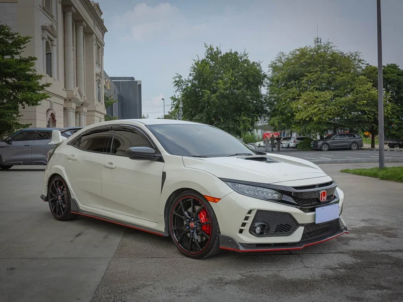 Honda Civic — фото 1