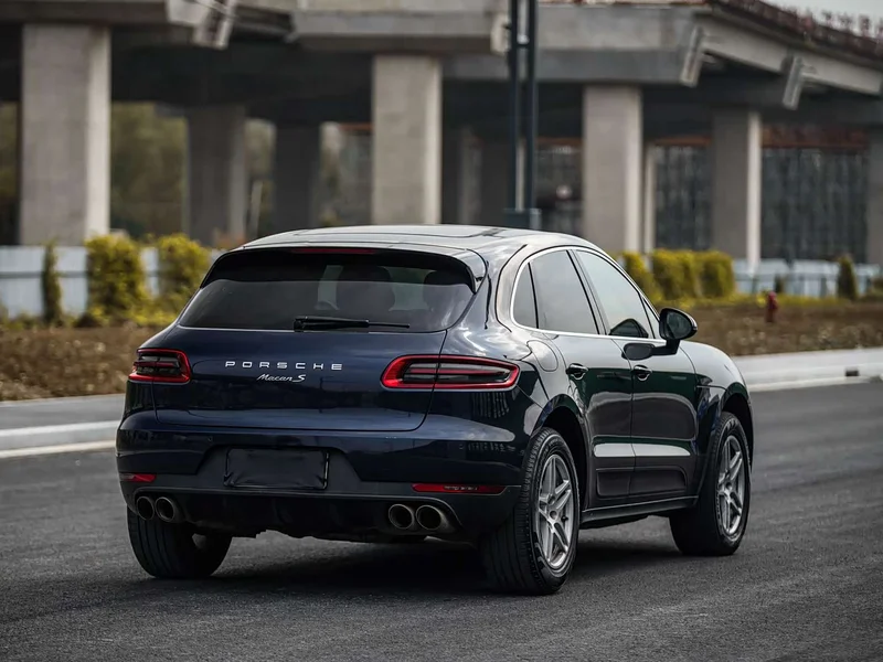 Porsche Macan — фото 5