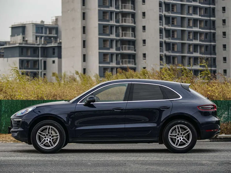 Porsche Macan — фото 7