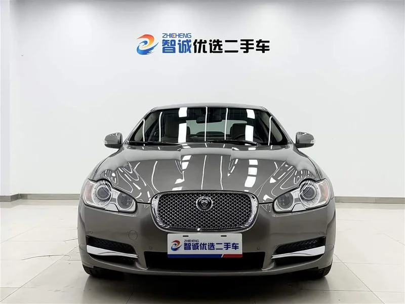 Jaguar XF — фото 2