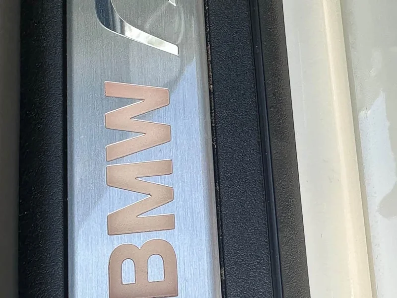 BMW 5-Series — фото 19