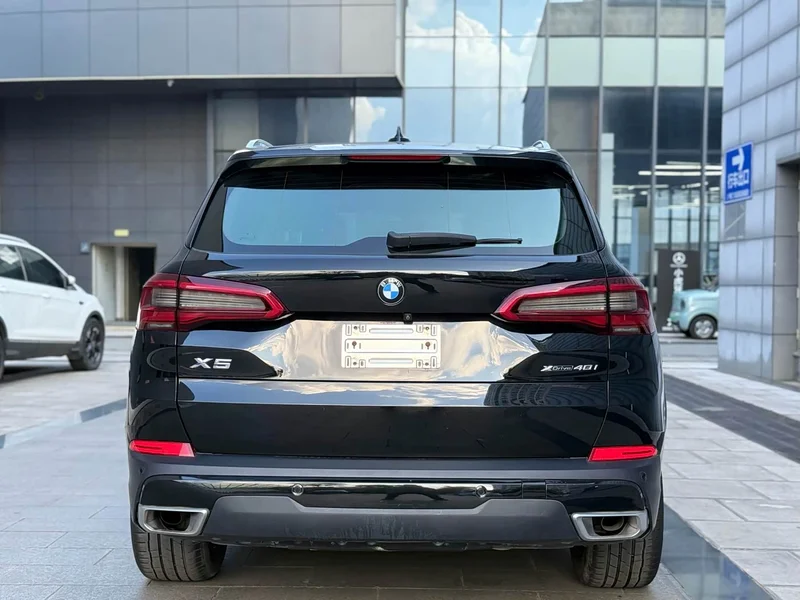 BMW X5 — фото 20