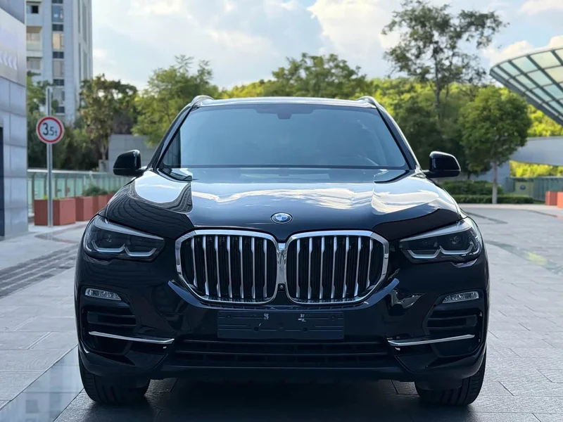 BMW X5 — фото 2