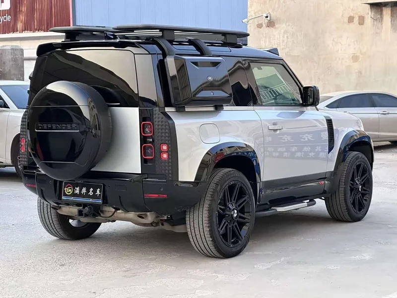 Land Rover Defender — фото 7