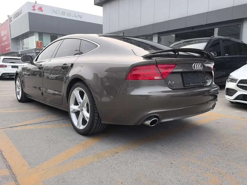 Audi A7 — фото 28