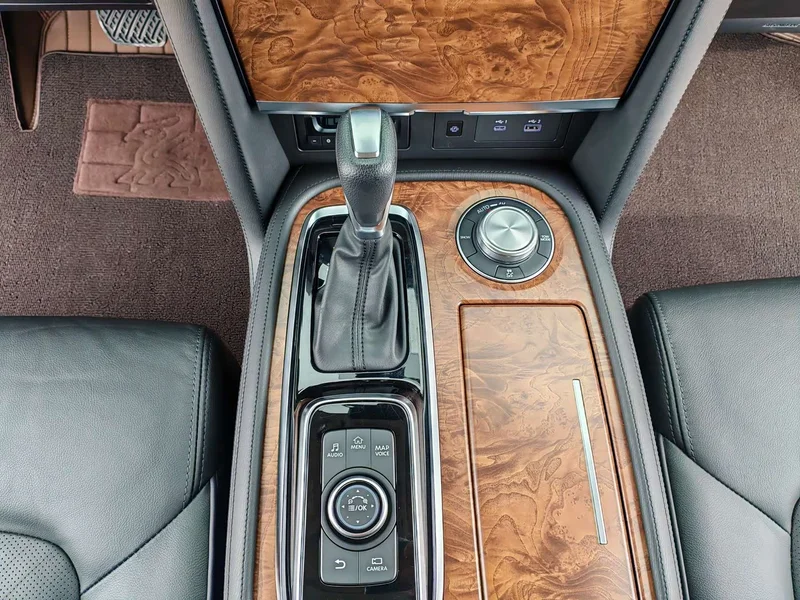 Nissan Patrol — фото 21