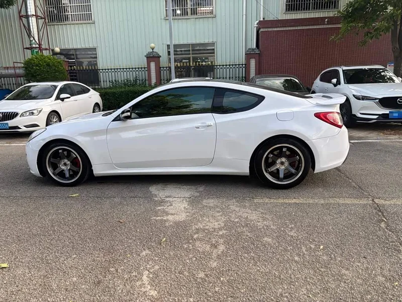 Hyundai Rohens Coupe — фото 7