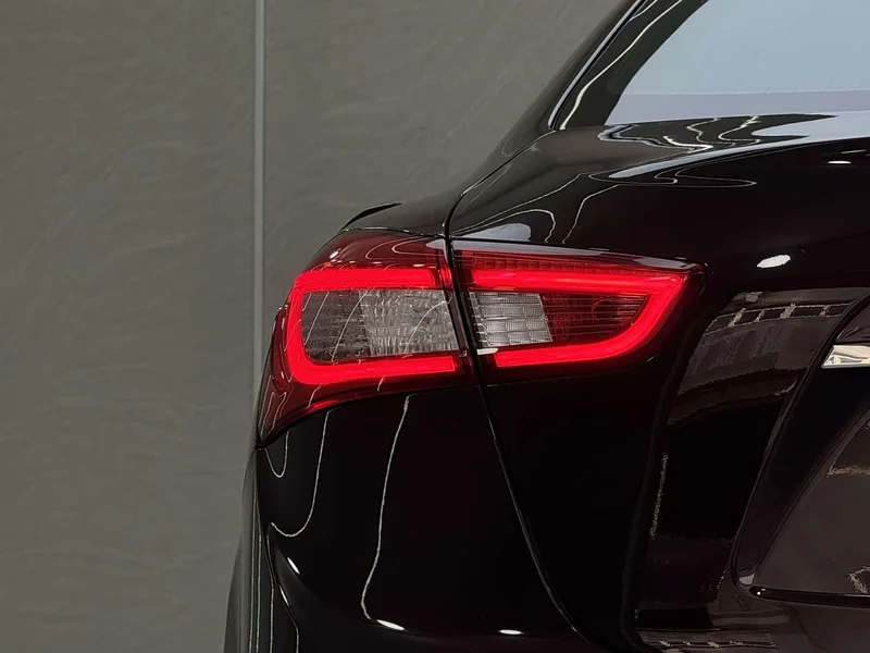 Maserati Ghibli — фото 18