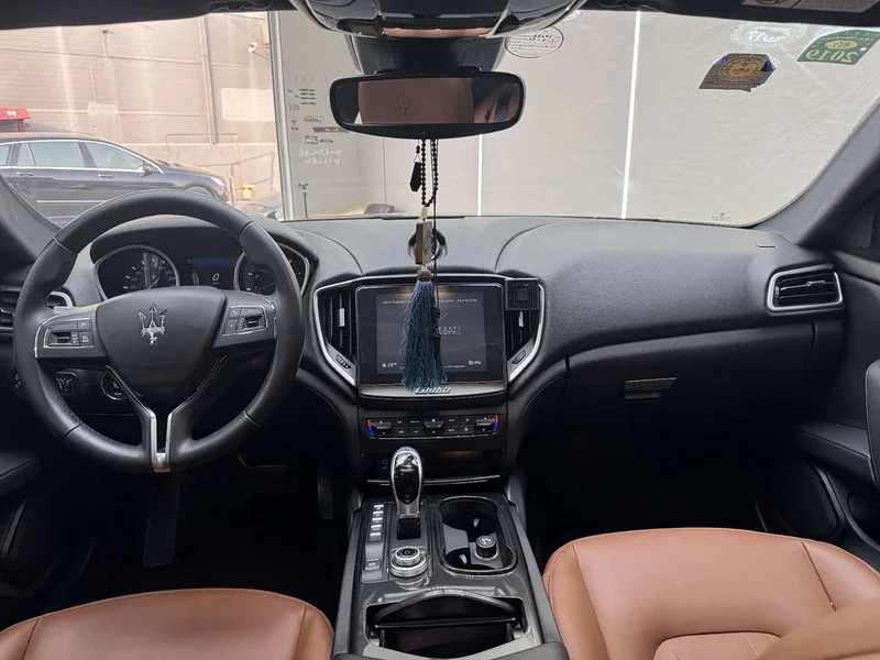 Maserati Ghibli — фото 20