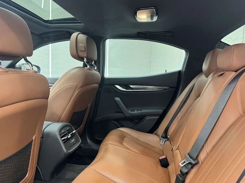 Maserati Ghibli — фото 22
