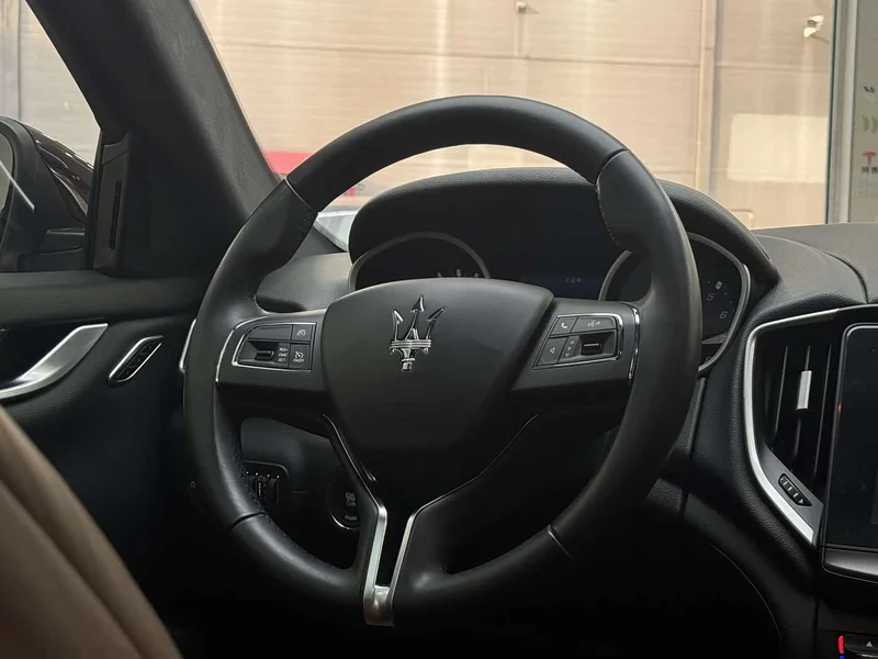 Maserati Ghibli — фото 5