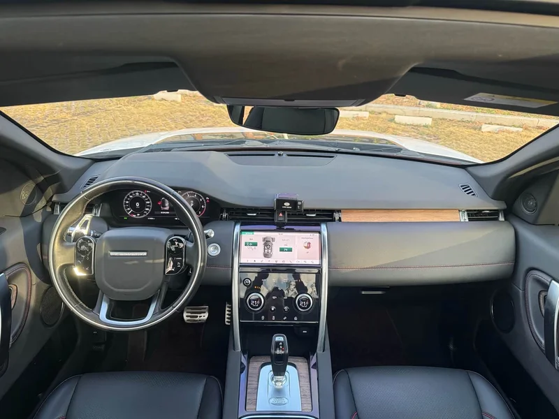 Land Rover Discovery — фото 17