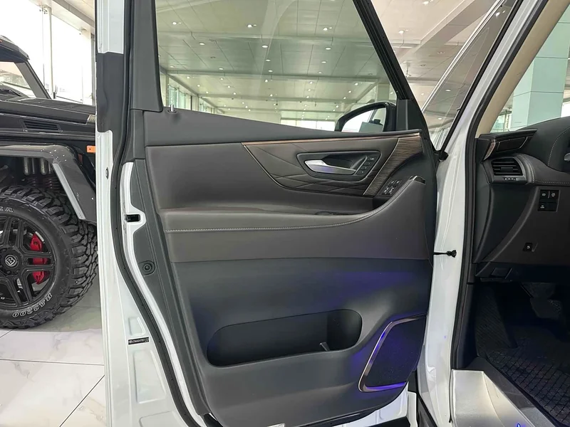 Toyota Vellfire — фото 5