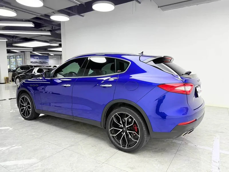 Maserati Levante — фото 4