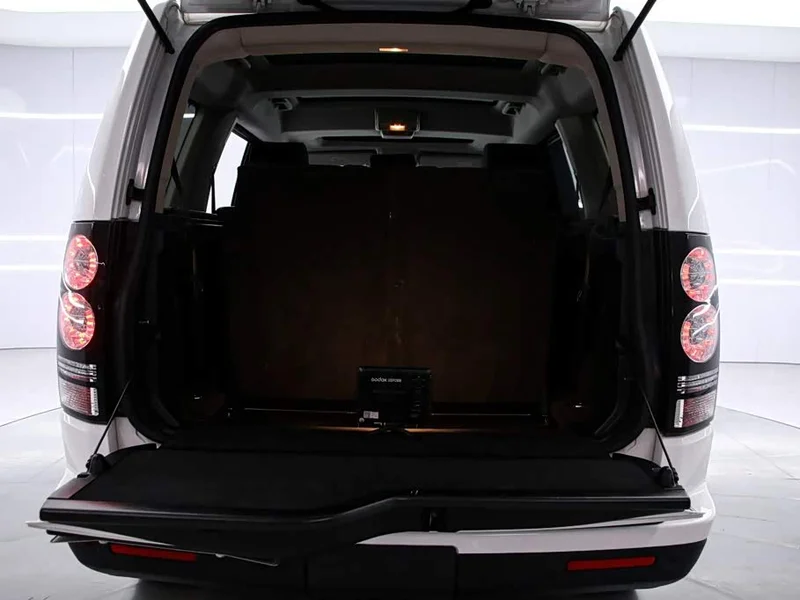 Land Rover Discovery — фото 17