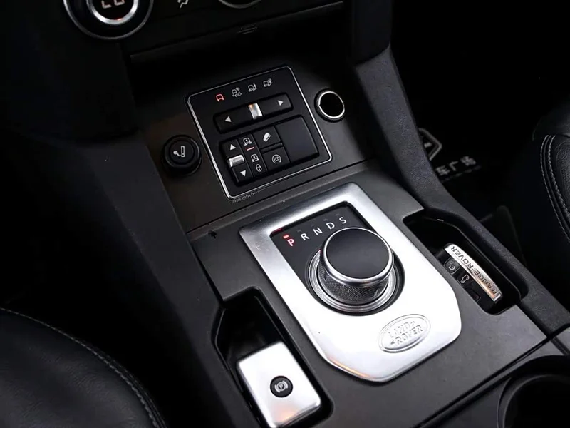 Land Rover Discovery — фото 10