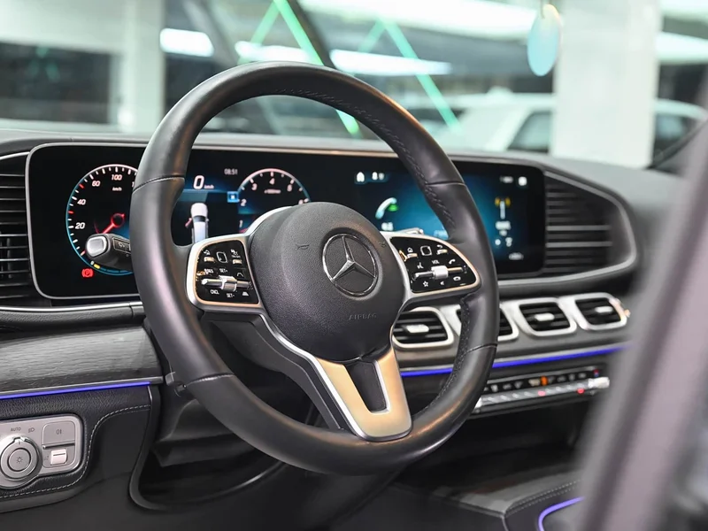 Mercedes-Benz GLS — фото 12