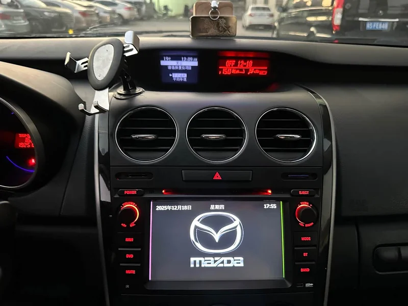 Mazda CX-7 — фото 18