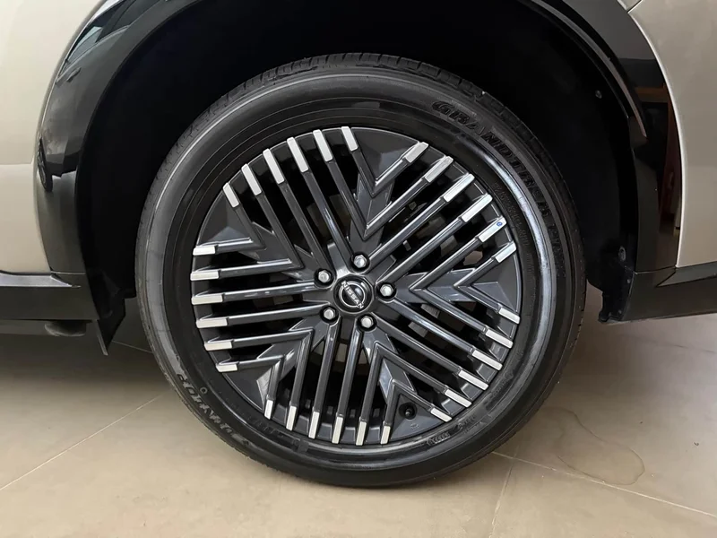 Nissan Pathfinder — фото 17