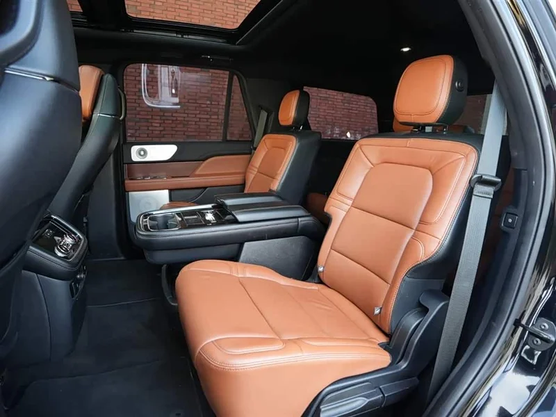 Lincoln Navigator — фото 11