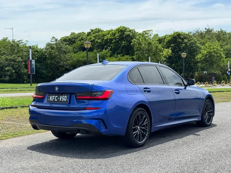 BMW 3-Series — фото 10