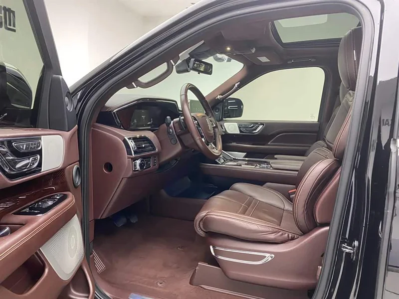 Lincoln Navigator — фото 18