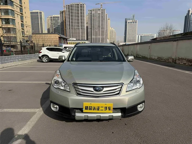 Subaru Outback — фото 2