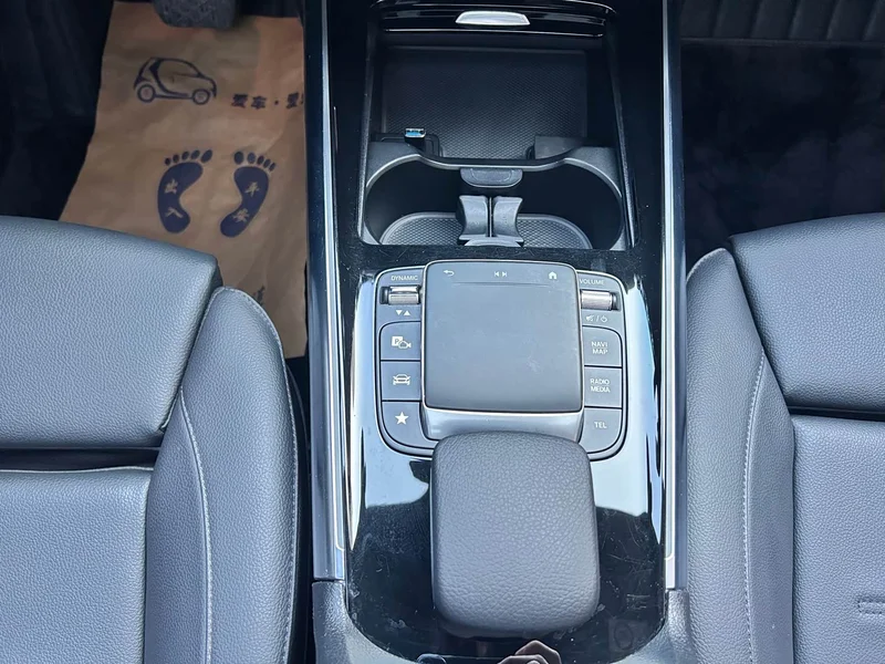 Mercedes-Benz GLA — фото 18