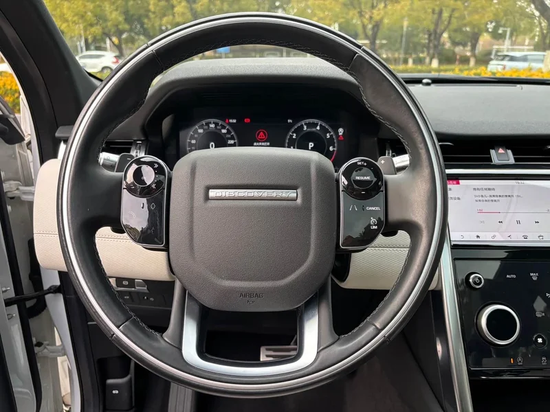 Land Rover Discovery — фото 11