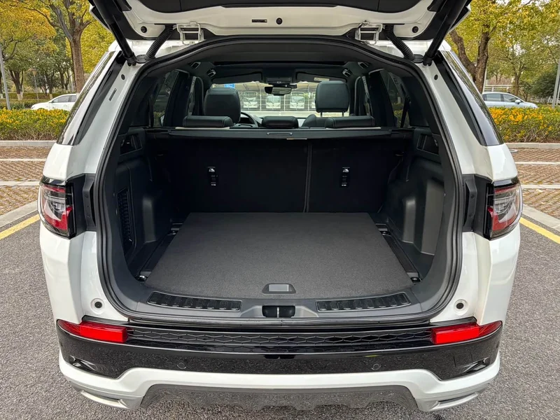 Land Rover Discovery — фото 16