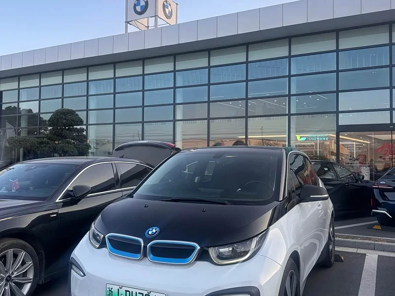 BMW i3 — фото 1